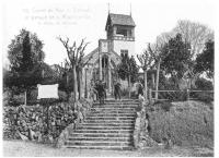 entrada al parc del santuari, al fons l'hotel del santuari obra de l'arquitecte Puig i Cadafalch any 1919